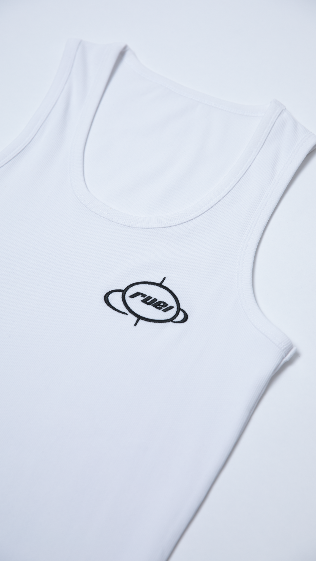 RUEI White Tank Top (Single)